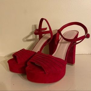 Allie Pleated Platform Sandal